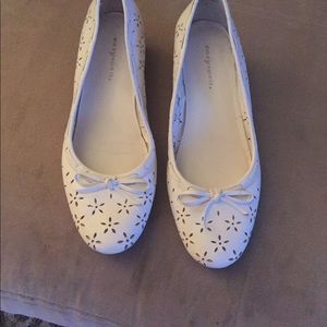 Easy Spirit white loafers